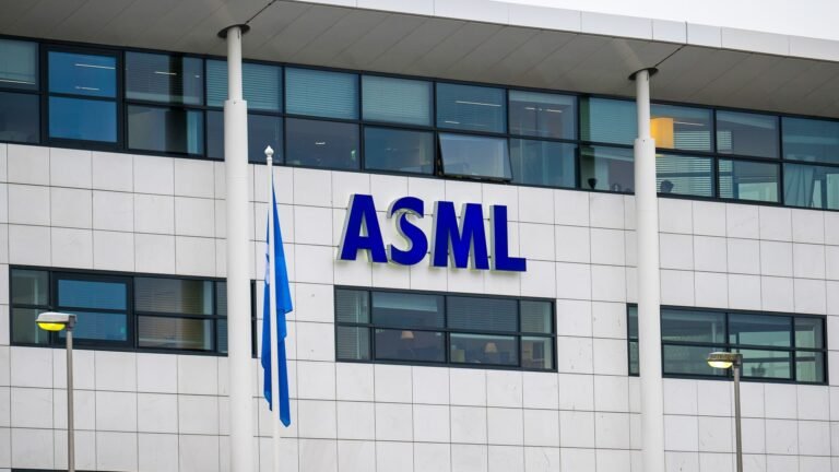 U.S.-China AI feud sees ASML on tightrope between sales, geopolitics