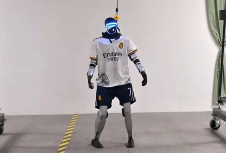 Could robots play sports professionally? Carnegie Mellon researcher says yes