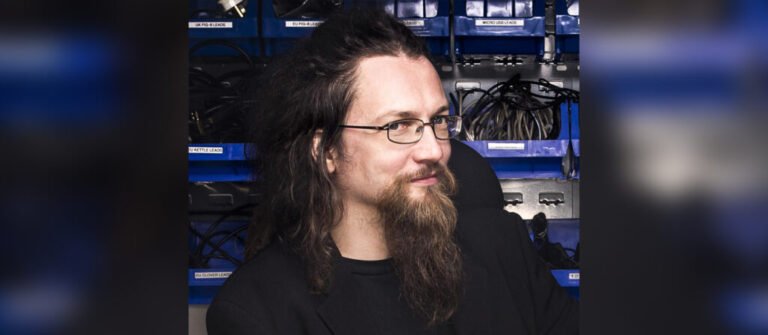 Robot Talk Episode 152 – Dexterous robot hands, with Rich Walker