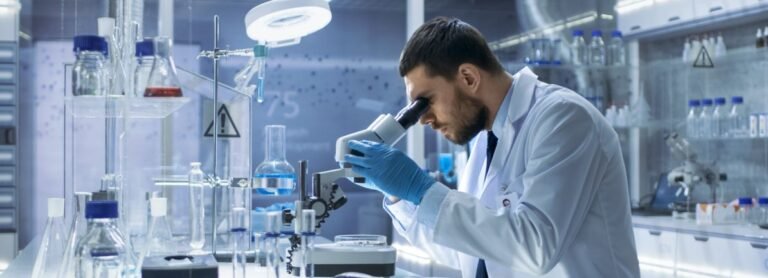 Shanghai Henlius Biotech (SEHK:2696) Advances Cancer Trials, Is It A Bargain?