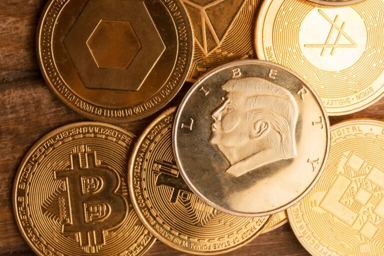 Bitcoin steady as oil spike clouds Fed rate-cut bets