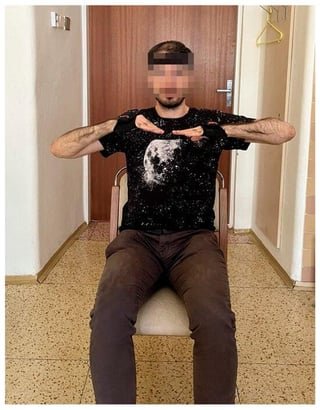 Accurate, contactless measurement of hand and head tremors can now be achieved through standard 2D webcam videos using a new center-of-mass tracking algorithm developed by Czech Technical University