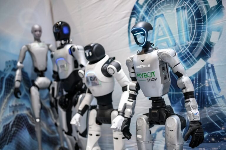 Humanoid robots ‘marry’ in Moscow with vows ‘to support one another through every update’ – The Independent