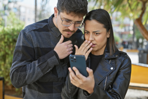 This Week in Scams: Dating App Breaches, TikTok Data, Grubhub Extortion
