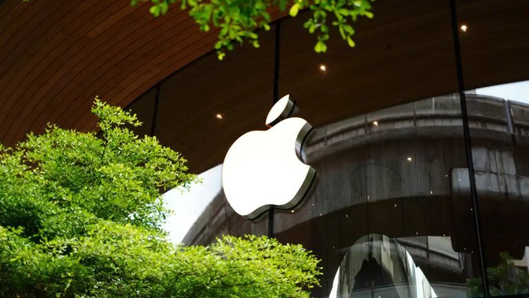 Apple widens OpenAI trade secrets fight with preservation orders – Computerworld