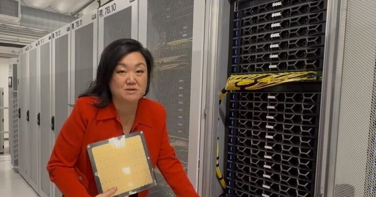 Celebras Systems' AI Chip 58 Times Larger, 15 Times Faster Than NVIDIA GPUs – 조선일보