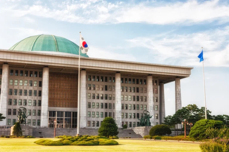 South Korean Ruling Party Proposes Bill to Freeze Crypto Accounts Tied to Suspected Crime