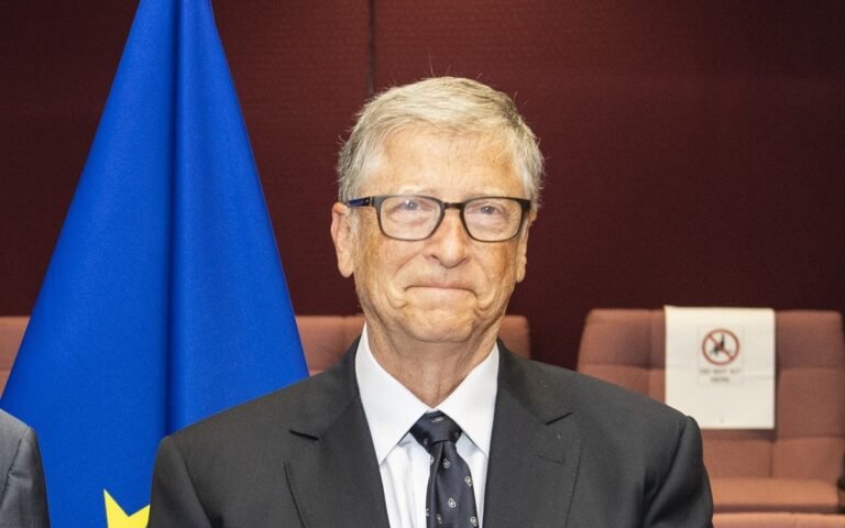 Quote of the day by Bill Gates: ‘There’s nothing on the iPad I look at and say, ‘Oh, I wish Microsoft had done it” — downplaying Apple’s foray into tablets