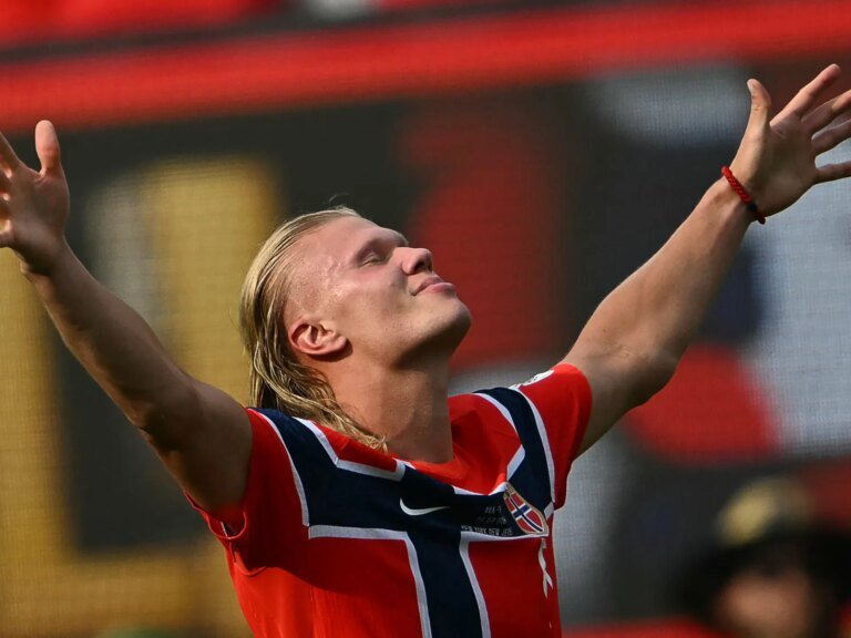 Who is leading the race for the FIFA World Cup 2026 Golden Boot award? | World Cup 2026 News