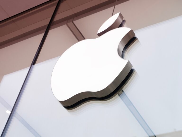 Apple targets OpenAI workers over trade secrets theft lawsuit