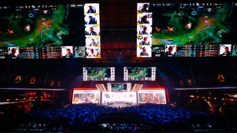Esports World Cup Day 1 Recap: LYON And Movistar KOI Out, LCK And LPL Deliver
