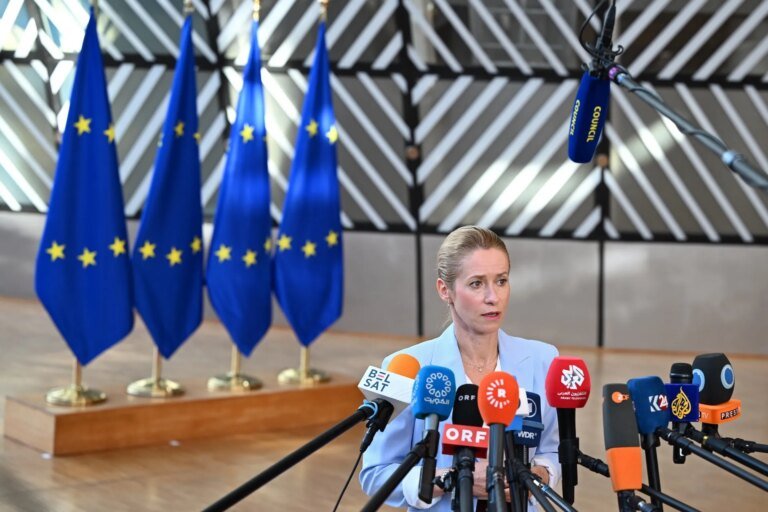 EU, UK sanction Russian cyberespionage networks over destructive attacks