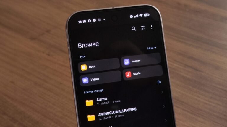 Xiaomi’s latest patches will fix photo sharing and UI glitches on flagship phones