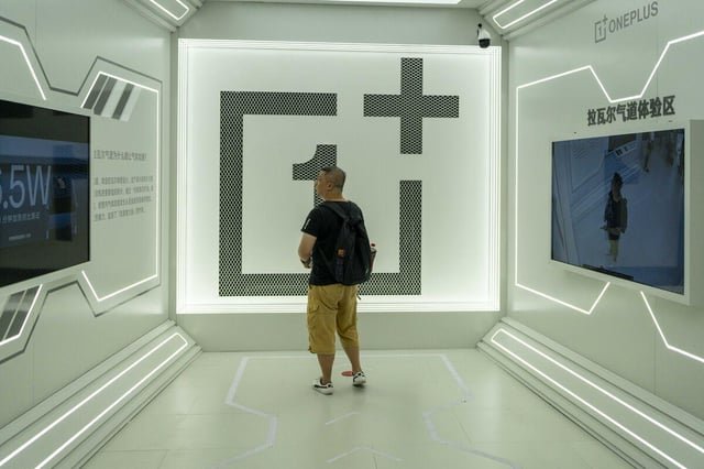 Mark Gurman: Oneplus to exit India in 2027, Realme to exit China