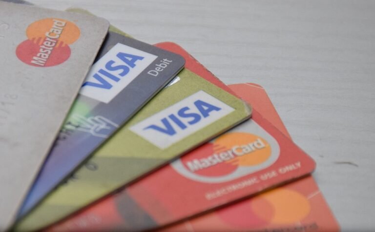 Visa Expands Into Stablecoins, Bringing Blockchain Payments to 200 Million Merchants Worldwide.