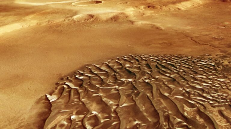 These ‘metallic’ dunes on Mars look like sci-fi. What are they really?