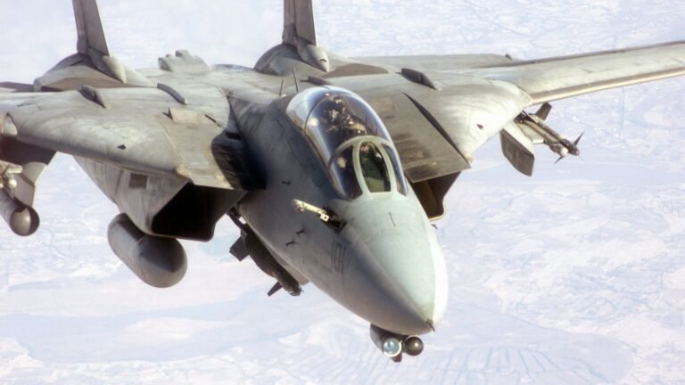 3D-printed F-14 Tomcat uses an FPGA recreation of the ‘world’s first microprocessor’ — CADC’s MP944 chip controls the fighter’s swing-wing system, among other things