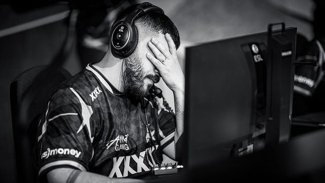 Why Valve Really Banned Skin Sponsors From Counter-Strike Esports