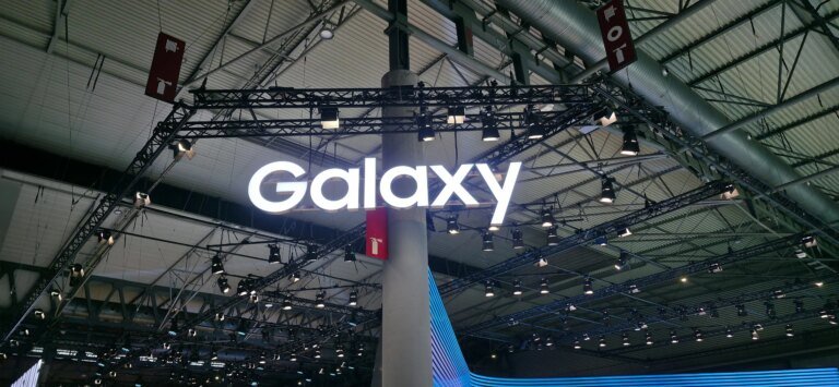 Samsung fires hundreds of people from its US consumer electronics business