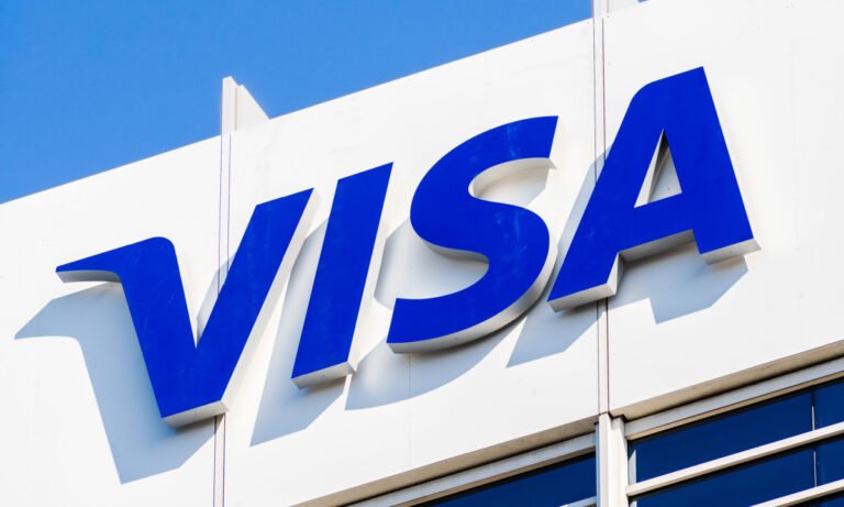 Visa Cuts 2,600 Tech Jobs to Fund Stablecoin and B2B Growth