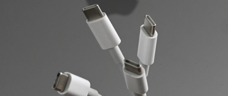 The future of USB connectivity (2026) — How USB4 Version 2 and Thunderbolt 5 are bringing copper to its physical limits