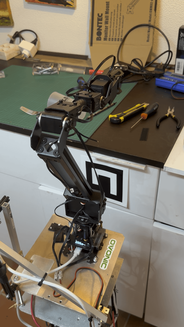 My robot grows long term memory from interaction with people it met!