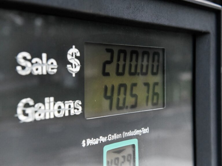 Petrol prices climb as US–Iran tensions disrupt markets | Inflation News