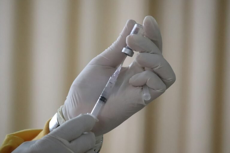 Breakthrough in Vaccine Science: AI-Designed Universal Coronavirus Shot Shows Safety in First Human Trial