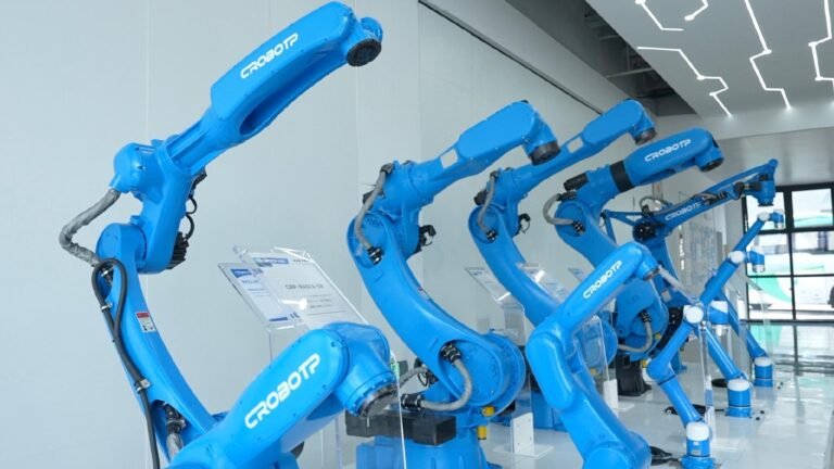 China's robot revolution on show for APEC delegates in Chengdu – news.cgtn.com