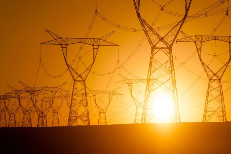 Data centers may face temporary power cuts to prevent blackouts on largest US grid