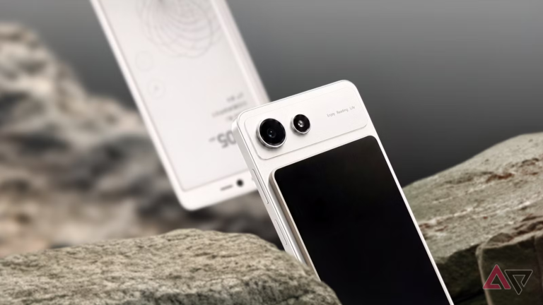 Why Hisense’s E-Ink phone isn’t the novelty it seems