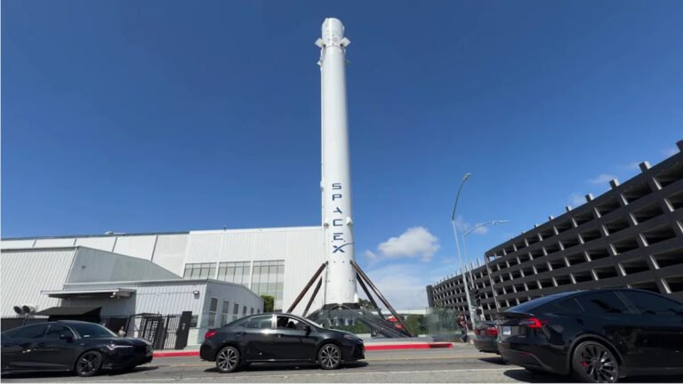 SpaceX Wins $1.6 Billion Space Force Launch Contract – Yahoo News Canada