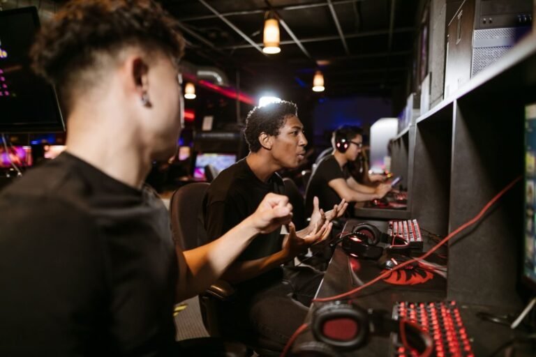 How Esports Teams Manage Travel Between Major Tournaments