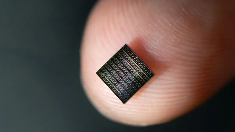 Artificial neurons that behave like real brain cells