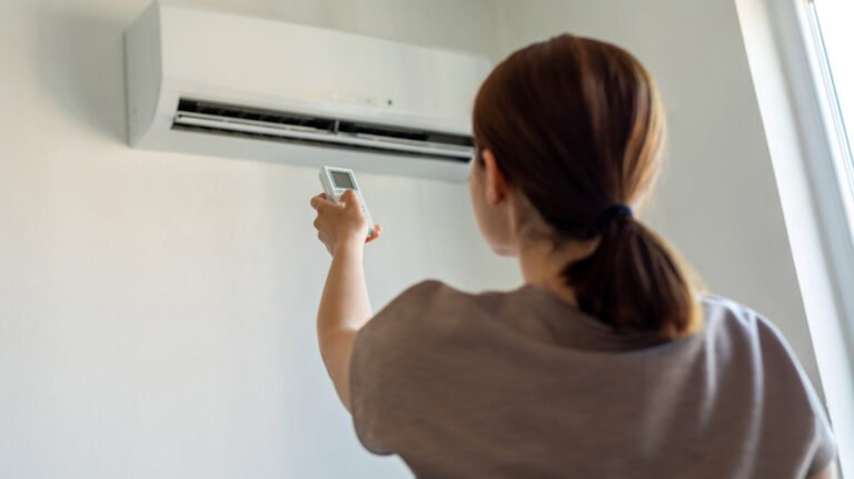 Is It Safe To Use The Air Conditioner When It’s Smoky Outside?