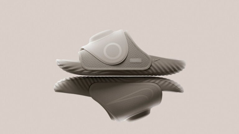 Nike’s New Hyperslides Heat And Vibrate Your Feet To Help You Recover After Workouts