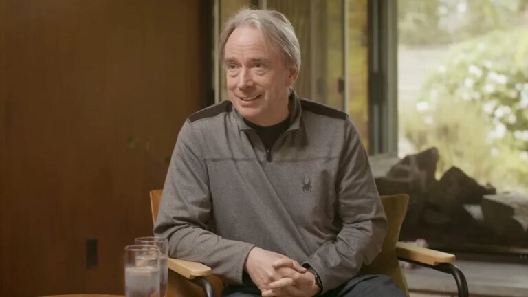 Linus Torvalds puts his foot down, tells anti-AI programmers to ‘fork it’
