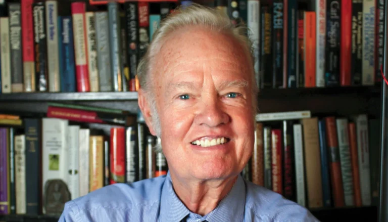 Mark Thiemens is awarded Magellanic Premium, the US’s oldest scientific prize