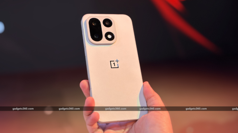 Best Water-Resistant Smartphones You Can Buy in India: OnePlus 15, Oppo F33 Pro 5G and More