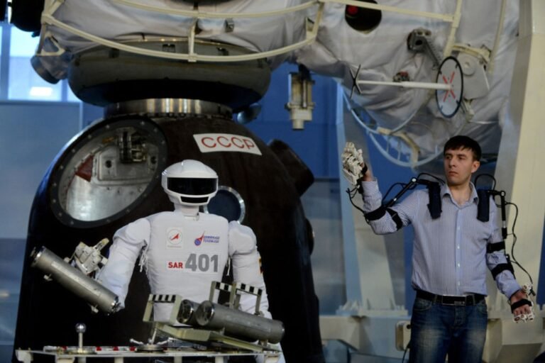 Russian Researchers Fix Rehab Robot Jerks: Adaptive Algorithm Protects Joints