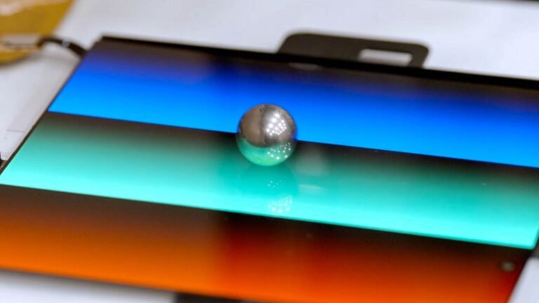 I’ve seen the Galaxy Z Fold 8’s crease-free ‘Flex Titanium’ display — and Apple should be nervous