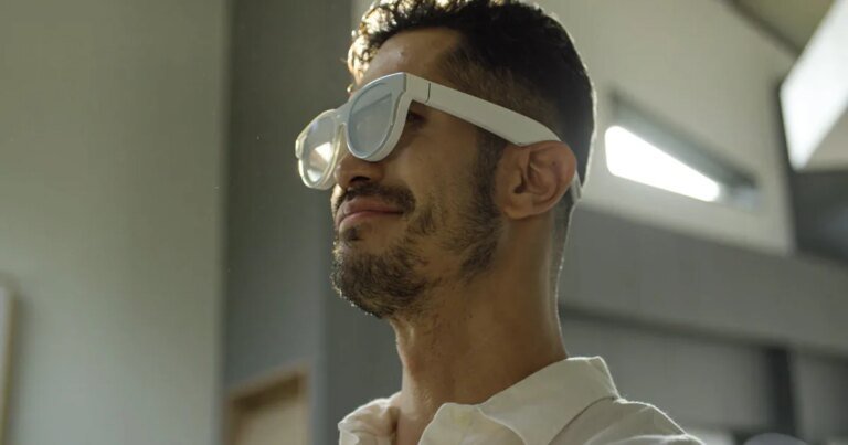 Your future AR glasses might finally stop making the real world look weird