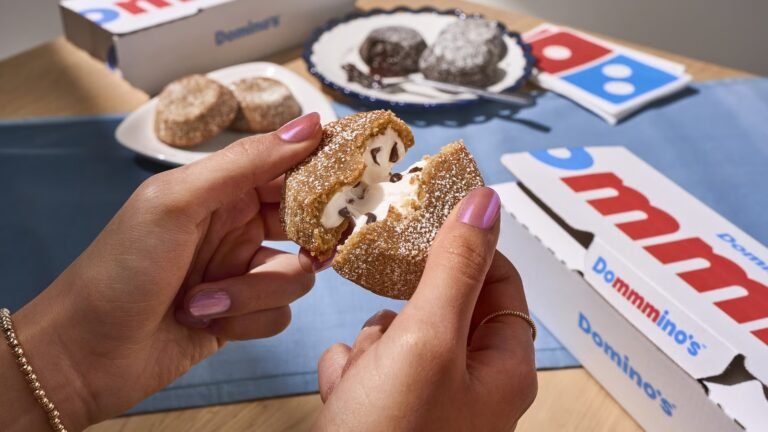 Domino’s reveals new S’mores Lava Cakes with marshmallow filling