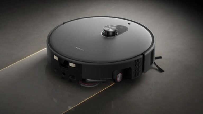 Xiaomi to Launch Robot Vacuum 6 Max Globally: Features 85°C Mop Cleaning, 35,000 Pa Suction, Extendable Arms, AI with 3 Cameras, and 6 cm Obstacle Clearance