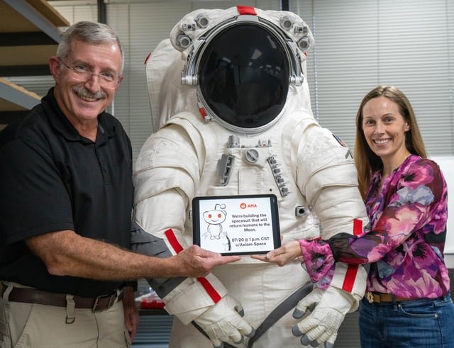 [Crosspost] We’re developing the next-generation spacesuit to return humans back to the Moon for the first time in over 50 years. AMA with Axiom Space’s CTO of Human Spaceflight (a former NASA Astronaut) and our EVA Program Manager!