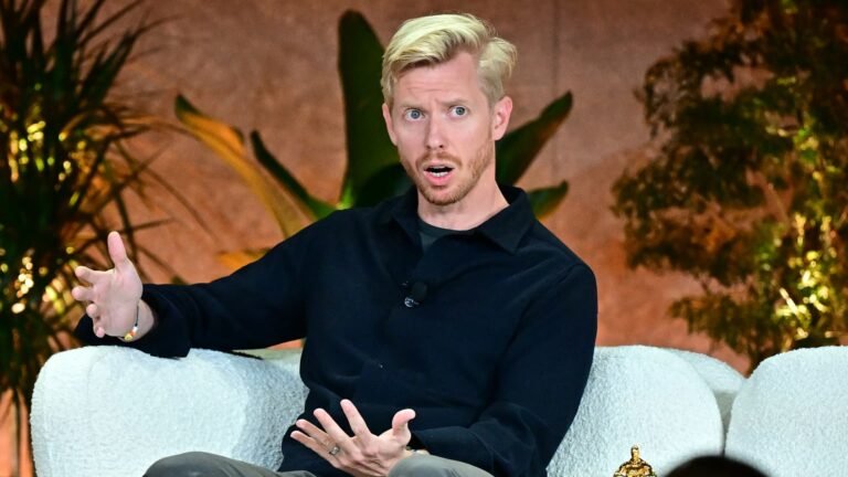 Reddit CEO says Google’s AI Overviews can’t replace ’10 blue links’