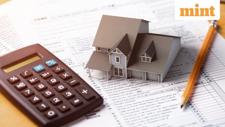 Here’s how this millennial became a millionaire — Housing hacking and investing in index funds, strategy explained