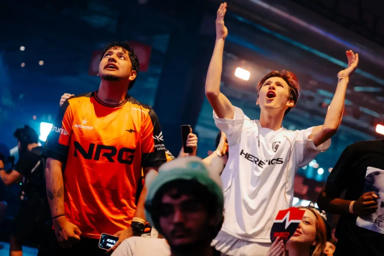Call of Duty: Warzone Resurgence Series Championship: Dropping into Paris with a mission dollars on the line and zero second chances